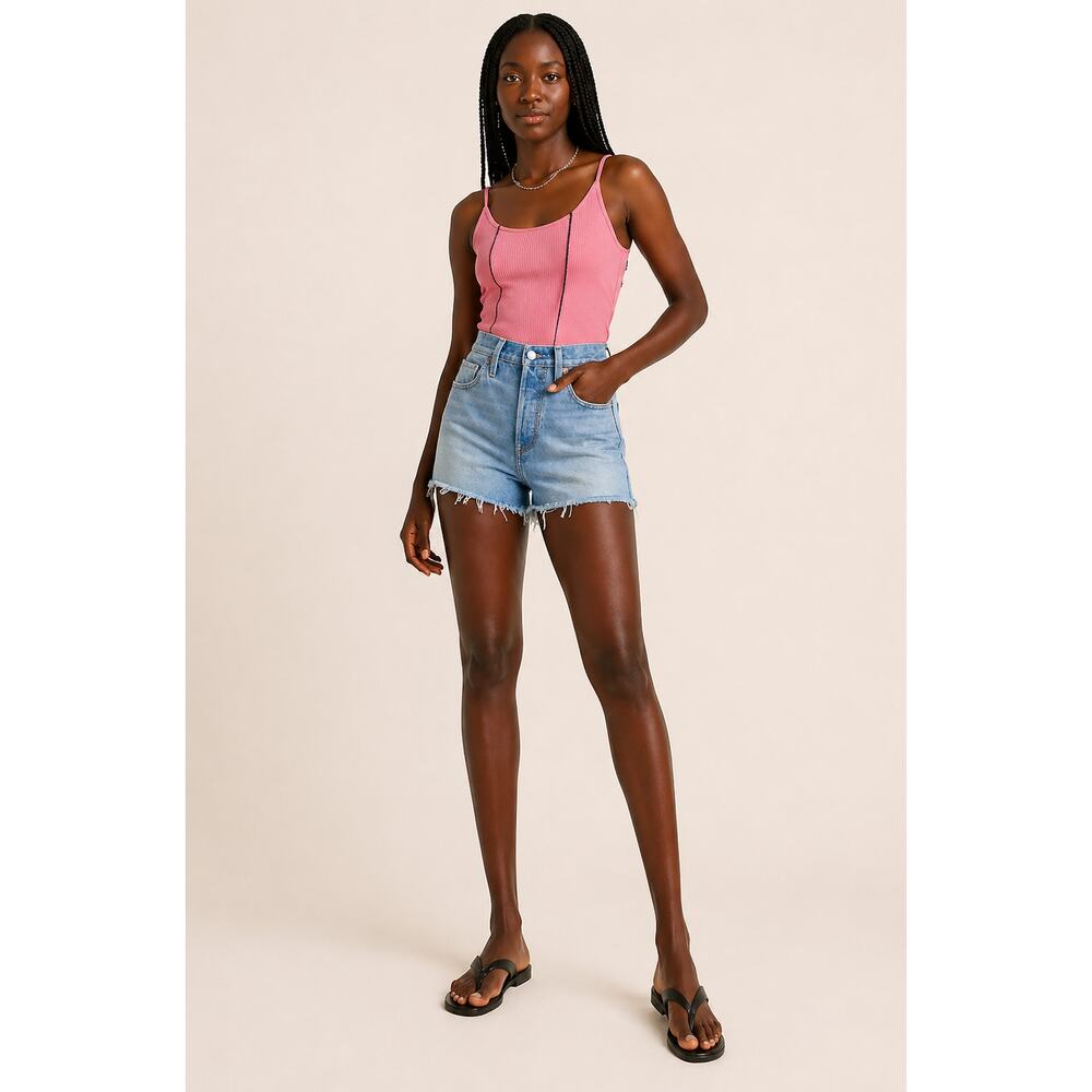 Levi's 501 Original Women's Denim Shorts Light Wash Frayed Hem Size 28